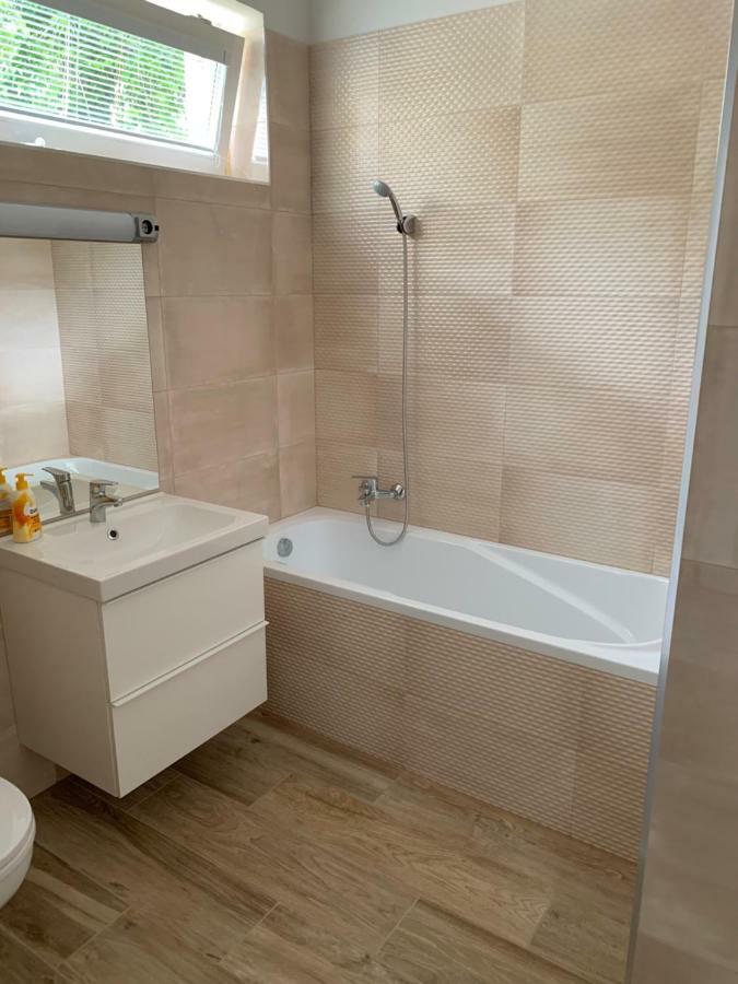 Katica Apartmanok Siófok Eksteriør billede
